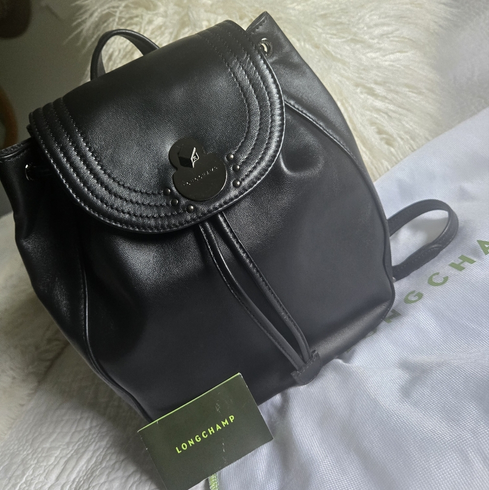 Longchamp Cavalcade Black Lambskin Leather Backpack EUC